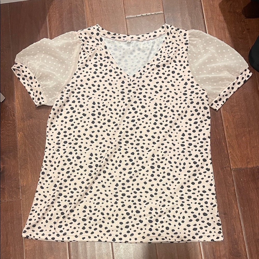 Short Sheer Sleeved Blouse